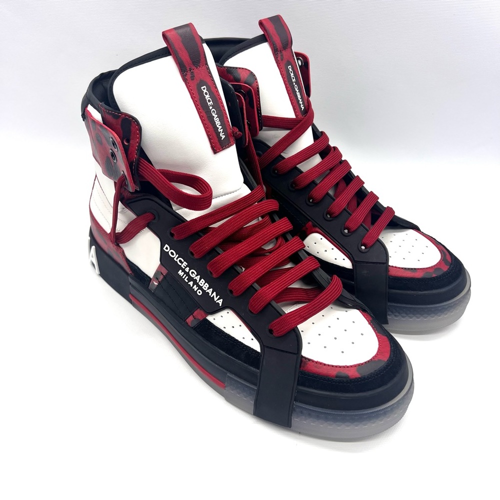 Dolce&Gabbana
Hot Animalier 2.0 High-Top Sneakers